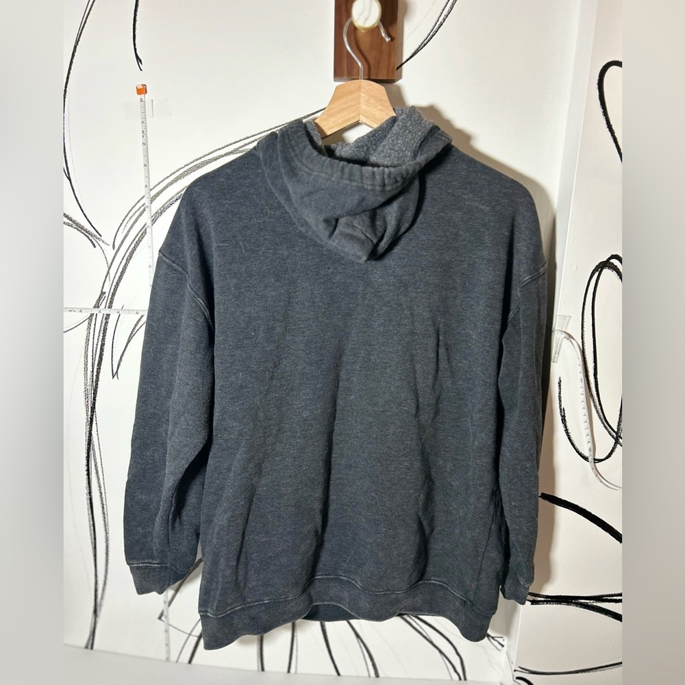 Disney Dumbo Dark Gray Graphic Hoodie, Vintage Feel, Size Medium - Picture 7 of 8